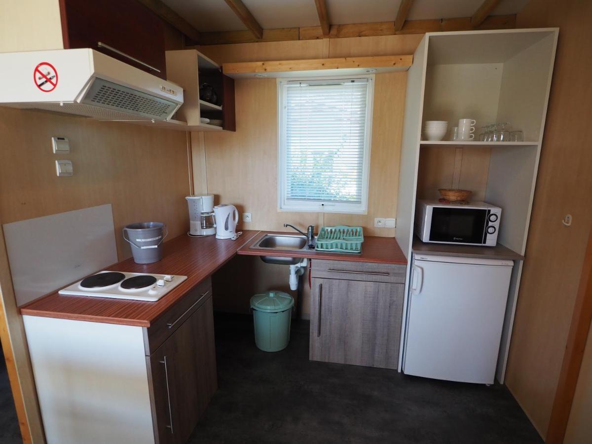 Camping Le Sorlut Cozes Exterior photo