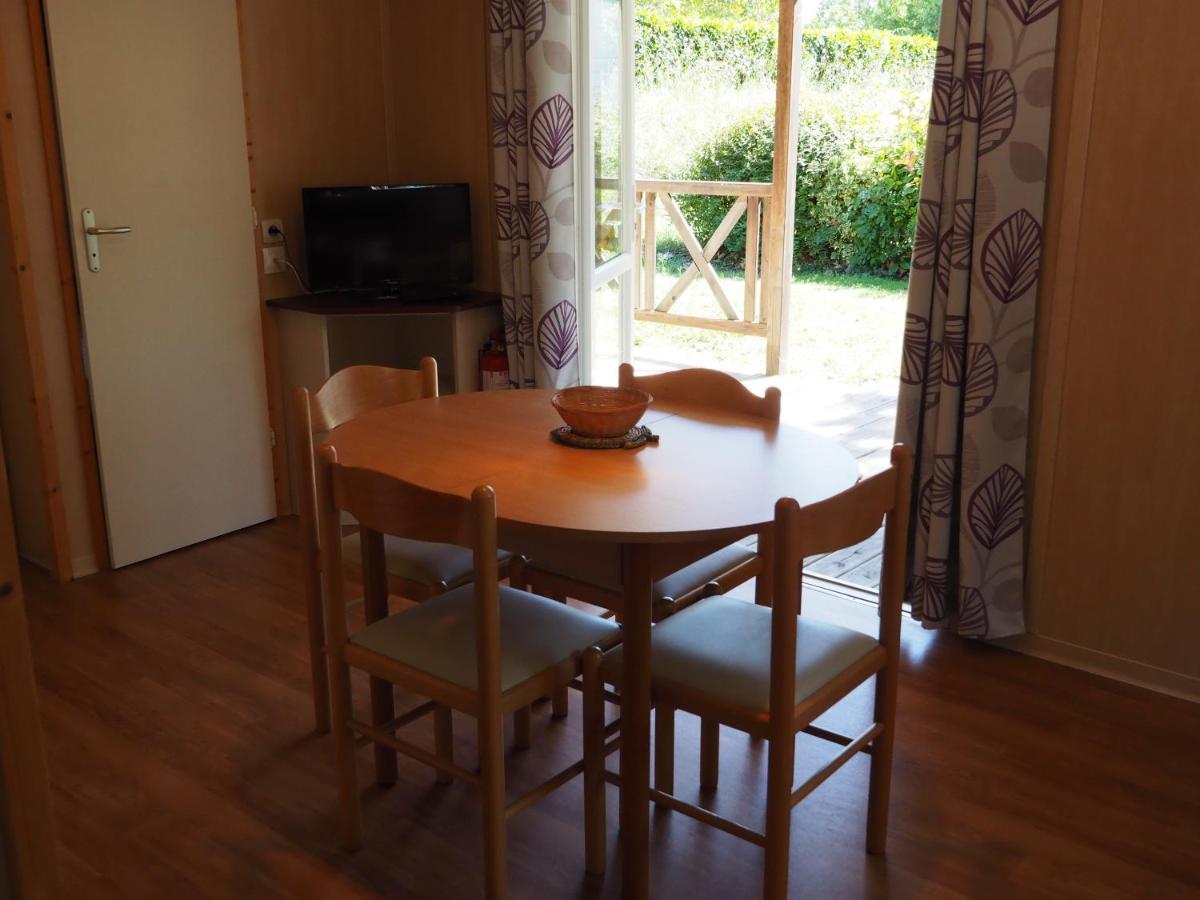 Camping Le Sorlut Cozes Exterior photo
